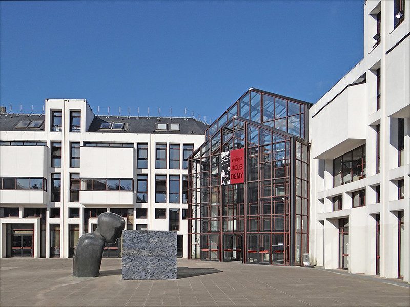 Façade de la médiathèque Jacques Demy à Nantes