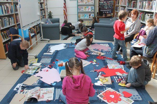 photographie intérieure de la Bibliothèque Veszprèm