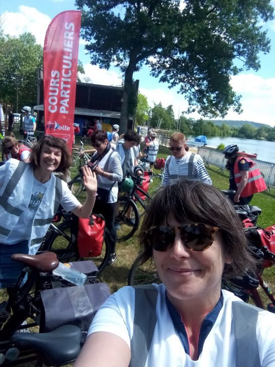 Photographie du groupe cyclo-biblio en pause